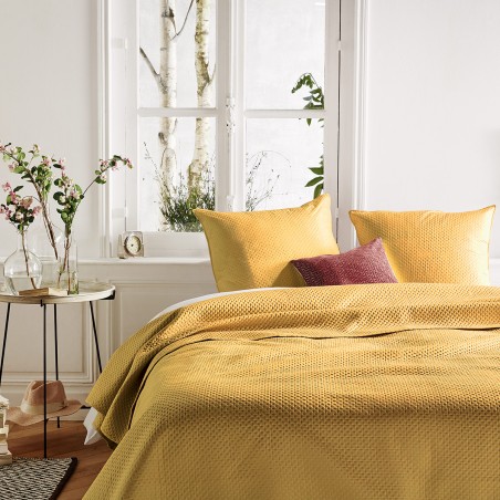 Dessus De Lit Avec 2 Taies Jaune 240x260 Atmosphera